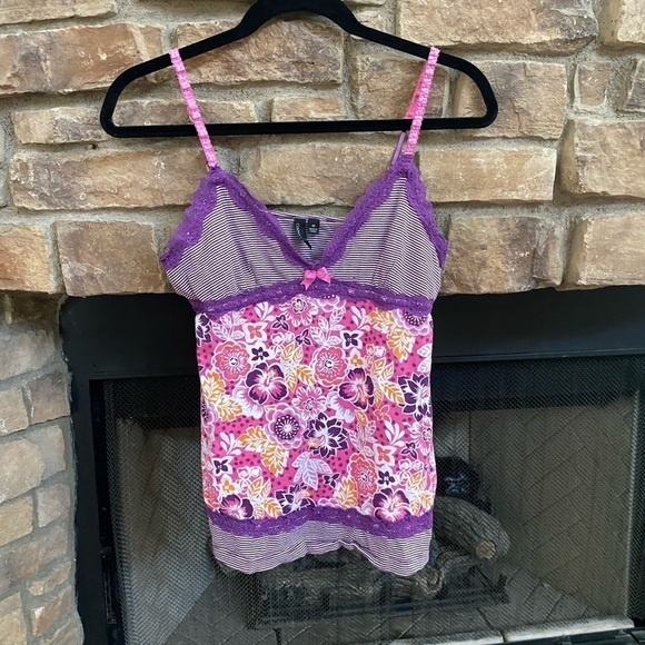 Cynthia Rowley 2 piece pj set. Vibrant purple and pink colors with lace detail.M - Picture 1 of 10